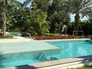 Contemporary Eden - Villa Jeladore, 5BR, Garden & Pool, near Laguna - Ban Pak Lak - 2