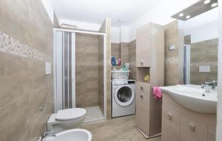 3 Bedroom Amazing Home In Avola - 6