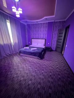 Garnet hotel - 1