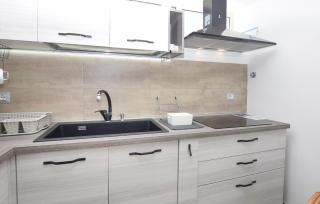3 Bedroom Amazing Home In Avola - 3