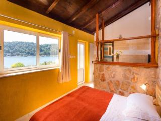 Guest House Simunovic - Studio Apartment with Terrace - 1