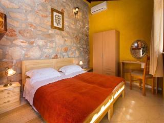 Guest House Simunovic - Studio Apartment with Terrace - 2