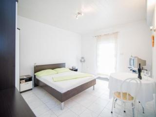Studio apartment with terrace sea view - Postira - 6
