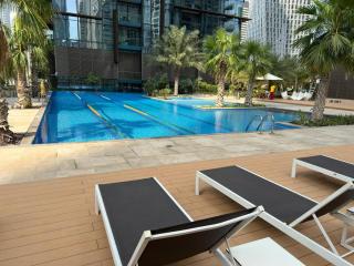 3BR Full Marina View for 8 Near The Metro! - 2