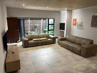 Hazelwood precinct pad - 2