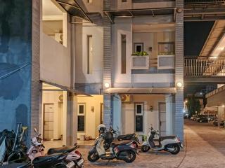 Graha Marina RedPartner near Plaza Marina - 4