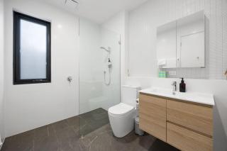 Lucent Art House - 4BR Unique Stay - Stirling - 5