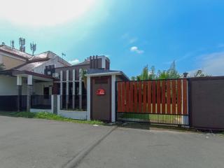 RedDoorz at Wisma Garden Purwokerto - 6