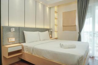 Quiet Studio Room Signature Park Grande Apartment By Travelio - Jakarta - 0