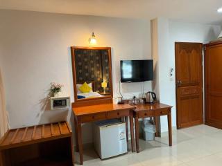 Royal Sweet Hotel - Strand Patong - 8