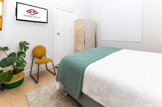Location & Budget - Great Affordable Studio Bondi - Sydney - 3