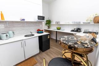 Location & Budget - Great Affordable Studio Bondi - Sydney - 2