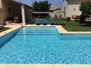 nice home rental in the hearth of the village mouriès, in the natural park of the alpilles - Mouriès - 4