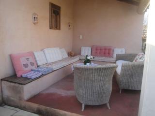 nice home rental in the hearth of the village mouriès, in the natural park of the alpilles - Mouriès - 2