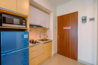 Cozy and Great Choice Studio at Grand Kamala Lagoon Apartment By Travelio - Bekasi - 6