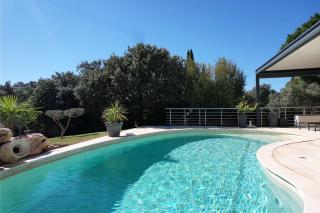 very pretty contemporary villa with pool located in Aureille in the alpilles, close to the center on foot. sleeps 4. - Aureille - 9
