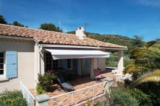 vacation home with private swimming-pool and a nice view on the luberon mountain, located in merindol, 8 persons - Mérindol - 1