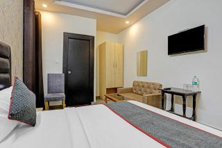 TOWNHOUSE THE HOTEL DIAMOND VASUNDHARA - Ghaziabad - 4