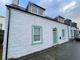 Stunning Cosy Cottage in Historic Moffat - Pass the Keys - 6