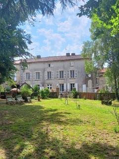 Chambre Familiale - Champdeniers-Saint-Denis - 0