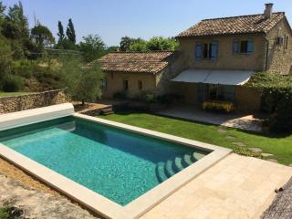 typical provencal bastide, built of local stones, in the luberon in cheval-blanc with secured pool and wifi -sleeps 6 people. - Cheval-Blanc - 5