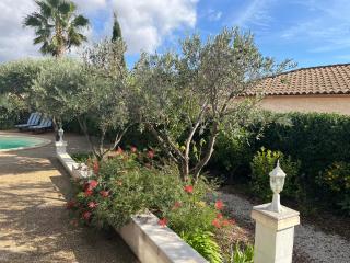 Villa climatisée avec piscine privée 8 personnes proche des plages ménage offert - Bessan - 4