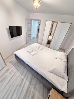 Ultracentral 4Bedroom with 2 Bathrooms Cozy Apartment in Suceava - Suceava - 0