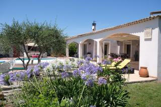 pleasant one-level villa with private pool in the thor village, close to l'isle sur la sorgue - 6 persons - Le Thor - 0