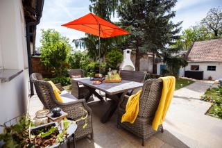 Charmantes Haus -Nähe Parndorf-Neusiedl-Wien-HU-SK - 8