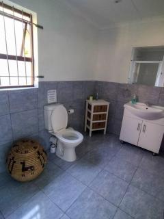 Milkwood Beach House - Seafield - 7