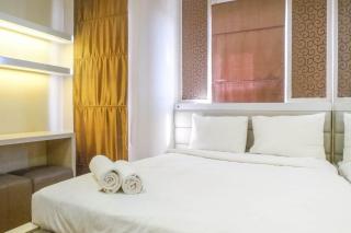 Trendy and Tidy Studio Room at Puri Mas Apartment By Travelio - Surabaya - 9