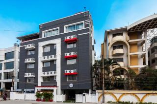Townhouse Kaushambi Metro Ghaziabad - Ghaziabad - 2