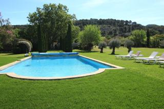 magnificient property with heated swimming-pool in the luberon - 14 persons - 1