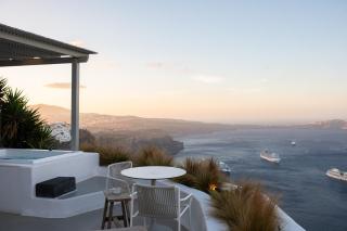 Iconic Santorini, a Boutique Cave Hotel by Sandglass - Imerovigli - 9