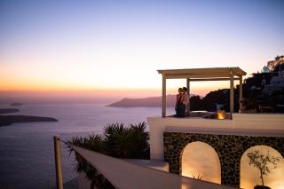 Iconic Santorini, a Boutique Cave Hotel by Sandglass - Imerovigli - 3