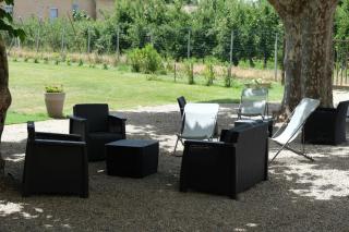 typical provencal mas with heated pool, 10 people, in the countryside of cavaillon, luberon, provence. - 1