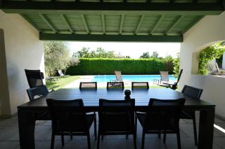 vacation rental with pool and poolhouse, close to arles in moulès- sleeps 8 - Moulès - 3
