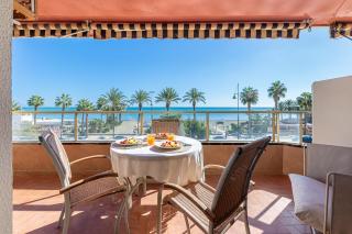797 HOLIDAY RENTALS - Moderno piso en primera linea de playa - Torremolinos - 0