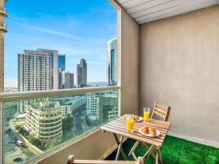 Spacious Home in the heart of Marina w Seaview - Dubai - 0
