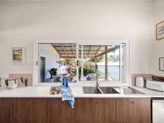Stylish Shack Falcon Bay - Wannanup - 1