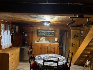 Charmant Petit Chalet 3 étoiles en Gruyère - Crésuz - 9
