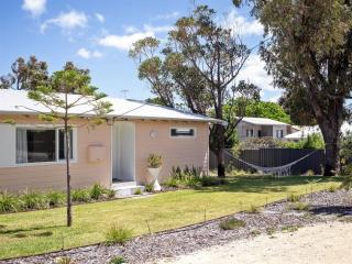 Stylish Shack Falcon Bay - Wannanup - 0