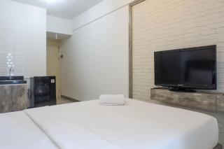 Modern Luxurious Studio Room at Anderson Supermall Mansion Apartment By Travelio - Surabaia - 3