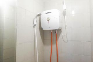 Modern Luxurious Studio Room at Anderson Supermall Mansion Apartment By Travelio - Surabaia - 1