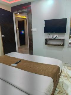Hotel Raj Palace - Ahmedabad - 3