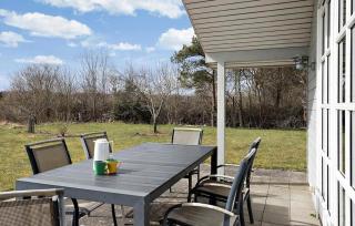 2 Bedroom Cozy Home In Hovborg - 7