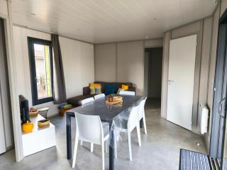 Chalet 3 chambres dans un domaine privé avec piscine chauffée et city park - Marzan - 6