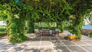 Spacious villa with private pool in Villamartin - 1