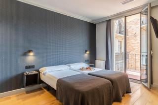 2167 - AB Casa Saltor - Barcelone - 8