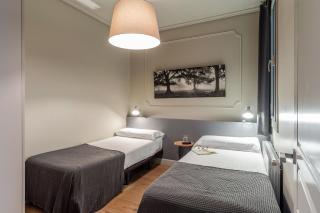 2167 - AB Casa Saltor - Barcelone - 1